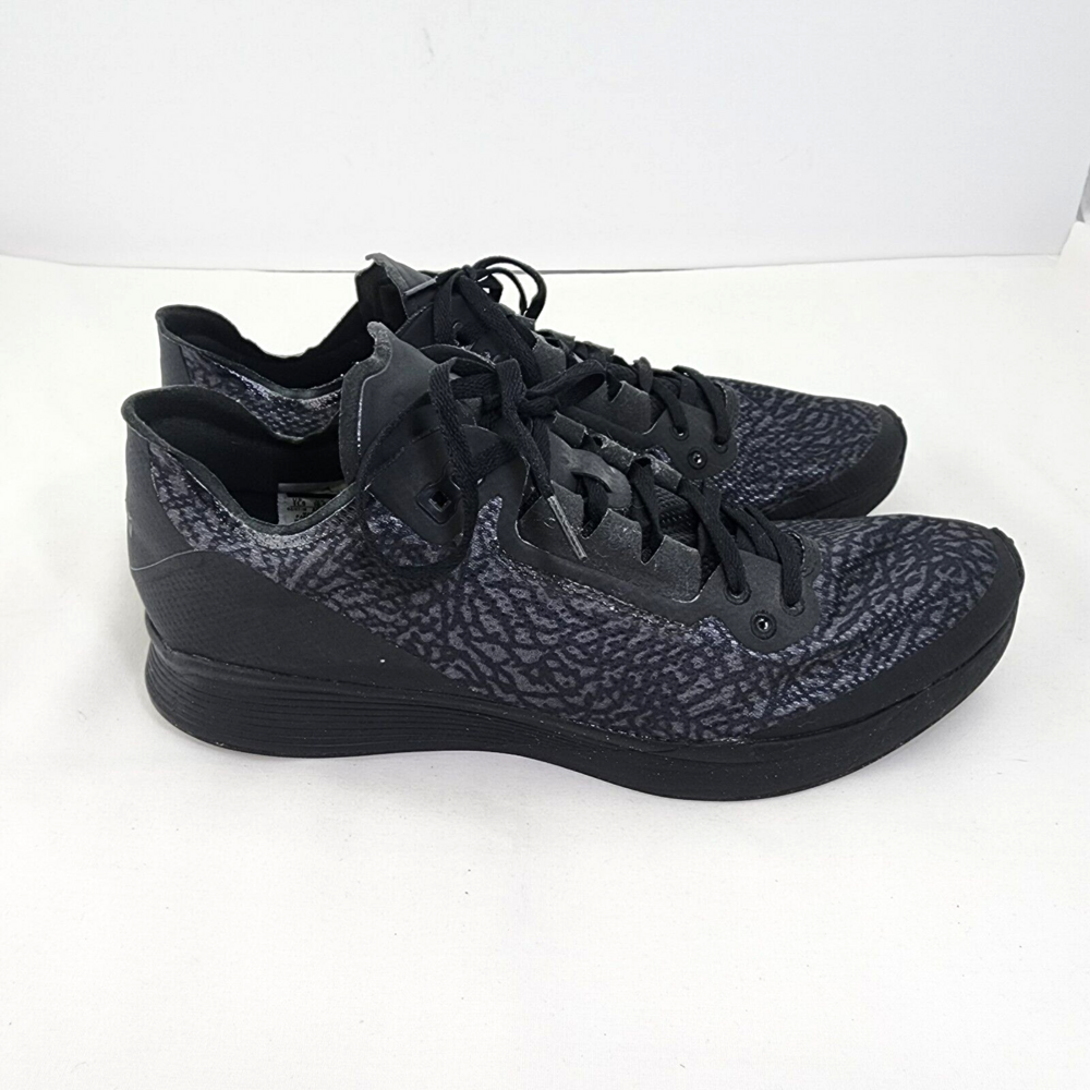 Nike Air Jordan 88 Racer Men 11.5 Triple Black Running Shoes AV1200-001 Sneakers